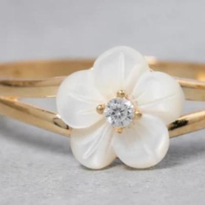 8k Yellow Gold Magnolia Ring