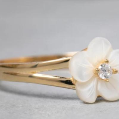 8k Yellow Gold Magnolia Ring