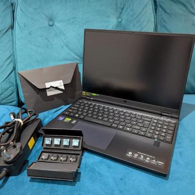 2024 Acer Predator Helios 16 i9 14900HX RTX 4080 64GB RAM 5TB 240HZ GSync GradeA