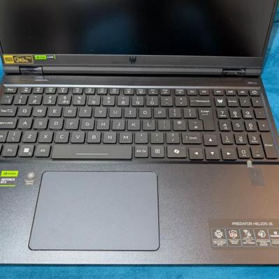 2024 Acer Predator Helios 16 i9 14900HX RTX 4080 64GB RAM 5TB 240HZ GSync GradeA