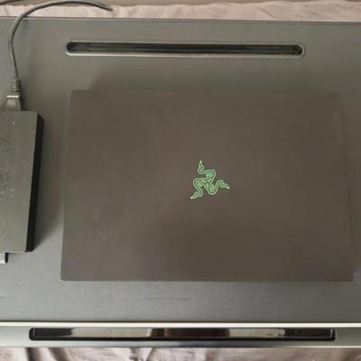 Razer Blade 16 OLED - Intel i9-14900HX - RTX 4090 - 32 GB RAM - 2 TB SSD - Black