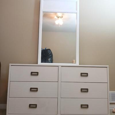 Modern White 6-Drawer Dresser with Mirror