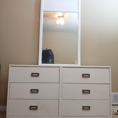 Modern White 6-Drawer Dresser with Mirror