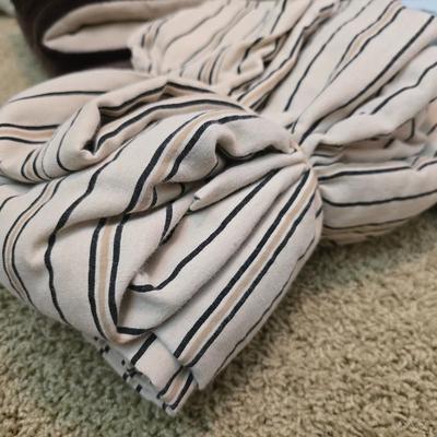 Twin Bedding Lot – Serta Mattress Pad, Sheets, Blanket & small pillow - Berkshire Comforter