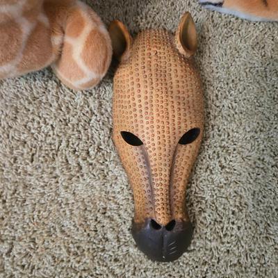 It's a Jungle out there! Safari Animal Plush Lot + Carved Mask