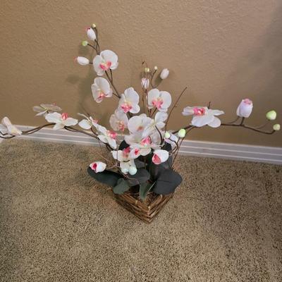 Frida Kahlo-Style Floral Print & Faux Orchid Arrangement