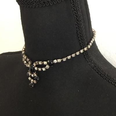 Beautiful, vintage, rhinestone choker