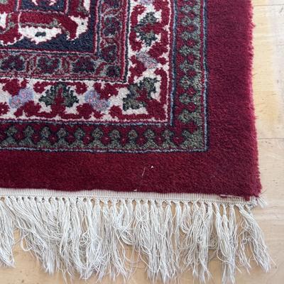 Beautiful Area Rug - 9’ x 14’ (LR-DZ)