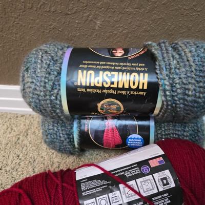 Large Knitting & Crochet Lot – Needles, Yarn, Vintage Case & In-Progress Project