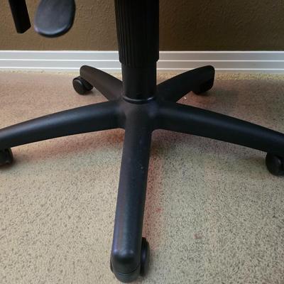 Office Comfort Bundle – Chair with Rolling Mat, Heated Massage Cushion