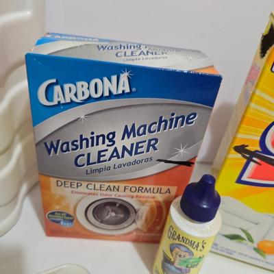 Laundry Supply Lot – Detergents, Lint Rollers & More
