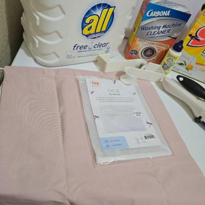 Laundry Supply Lot – Detergents, Lint Rollers & More