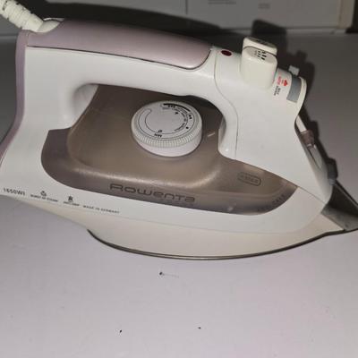 Rowenta Focus Steam Iron & Full-Size Ironing Board