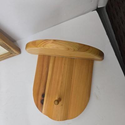 Rustic Cabin Decor Lot – 4 Pieces
