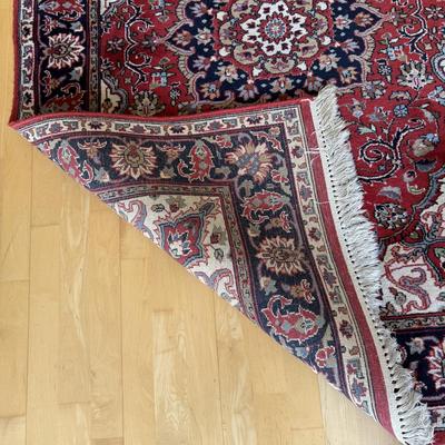 Stunning Area Rug 4’ x 6’ (LR-BM)
