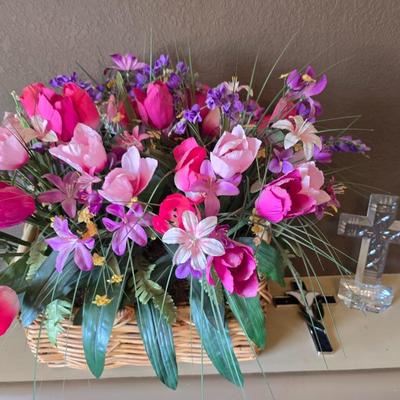 Decorative Faux Floral tulips in a basket & religious Cross Display Lot
