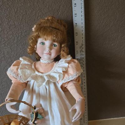 Ashton-Drake “Peaches and Cream” Porcelain Doll – Dianna Effner – COA Included
