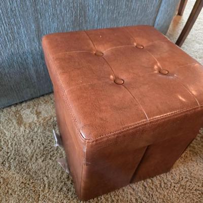 Vintage Faux Leather Tufted Storage Ottoman with Side Pocket – Brown