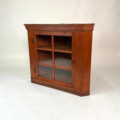 Sale Photo Thumbnail #71: Measurements:
37" width, 21.75" depth, 31.5" height
Comes with two shelves, plastic window face not glass.