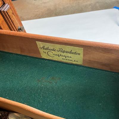 Sale Photo Thumbnail #81: Measurements:
32" width, 17" depth, 32" height
Comes with four drawers