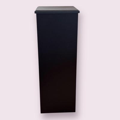 Abstract Ceramic Sculpture w/ Stand (D-DZ)