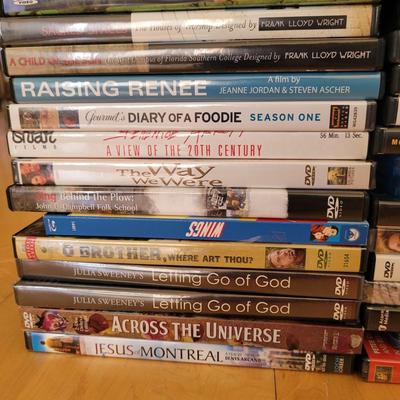 Samsung Blue Ray Player and DVDs (D-EL)