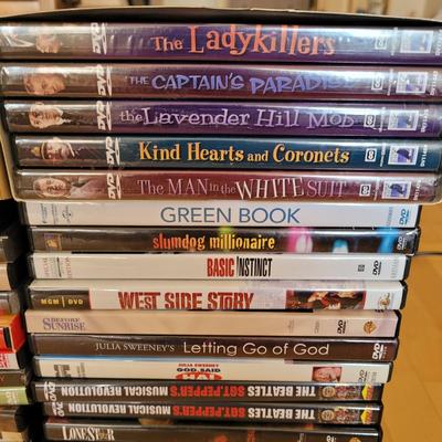 Samsung Blue Ray Player and DVDs (D-EL)