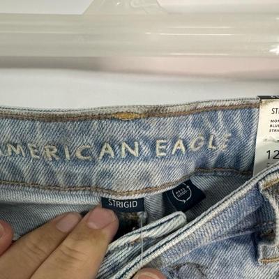 American Eagle Mom Jean 12 (31W) Long Strigid