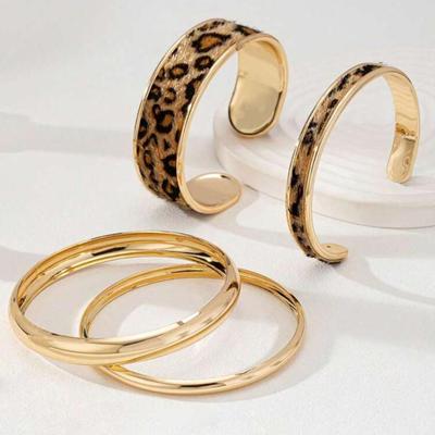 4-Pack High Quality Leopard Print Smooth Bangle Bracelet Set