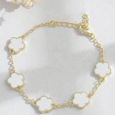 Gold Five Flower Charm Bracelet White Enamel Clover Elegant Bracelets Modern Fashion Jewelry