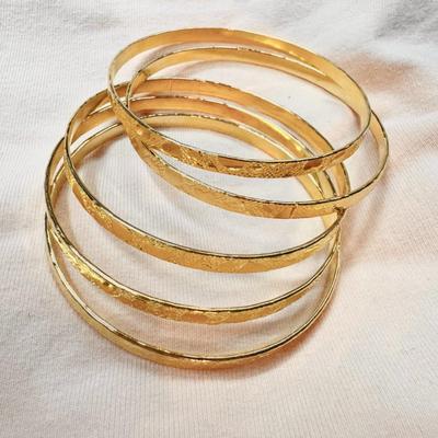 Set of 5 Gold Textured Heart Hammered Layered Bangle Bracelets for Women, Teens, Girls
