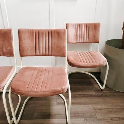 Set of 4 Vintage 1980’s Mauve Channel Tufted Velvet Upholstered Cantilever Dining Chairs w/Powder-coated White Frames