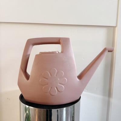 Vintage Retro Mauve Pink Daisy Flower Plastic Watering Can