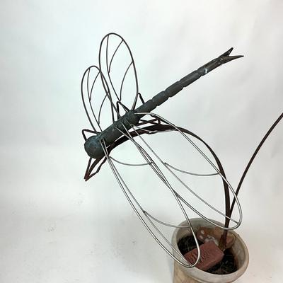 Sale Photo Thumbnail #167: Made out of copper & wrought iron
(Pot not included)

Measurements:
total 38" Height 
Dragonfly 32" Width, 22" Length
Estimated Value $200-$300