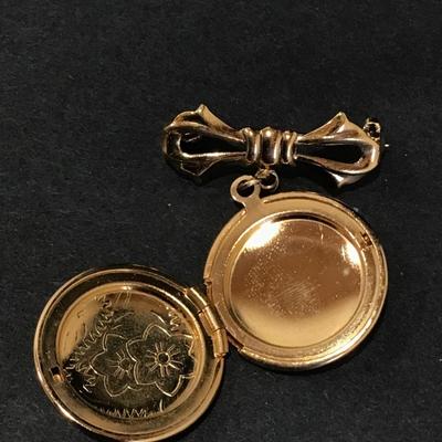 Vintage locket brooch