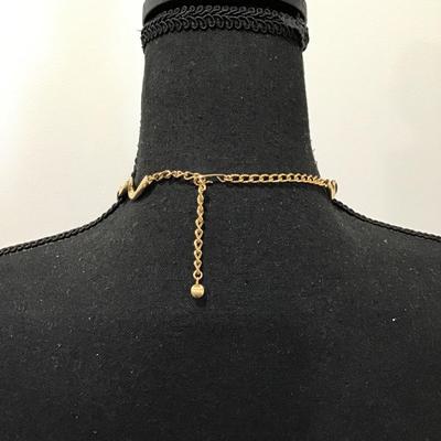 Beautiful Vintage Goldtone, necklace, choker