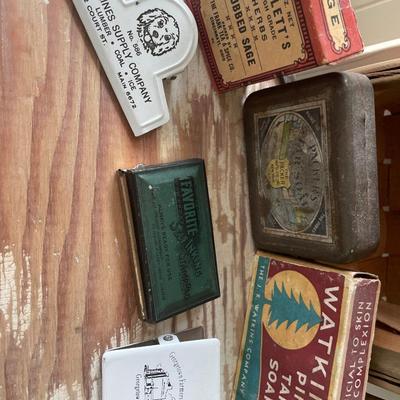 Smaller basket of vintage items
