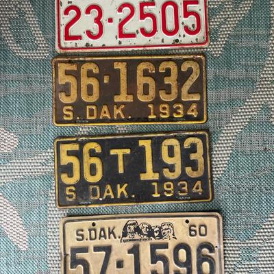 Vintage SD license plates