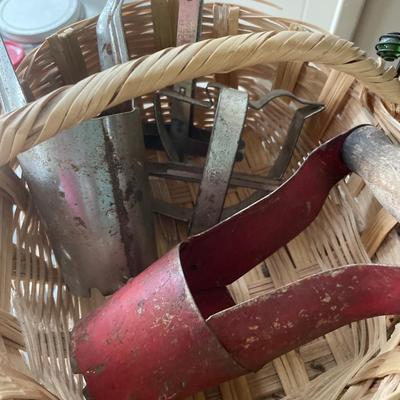 Wine & canisters with vintage items