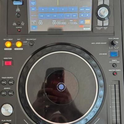 Pro DJ Gear: 2x Pioneer XDJ-1000MK2, 4-Channel DJM-750, Travel Case & Cables