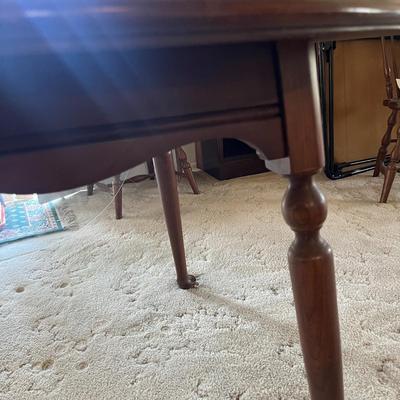 Pennsylvania House Dining Table with 2 leafs Can be 54, 64, or 74 inches long!