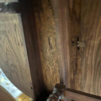 Oval Drop Leaf Dining Table