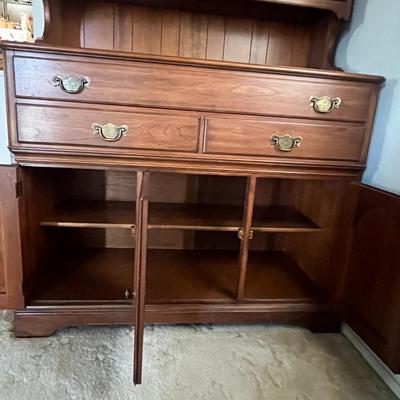 Pennsylvania House Hutch