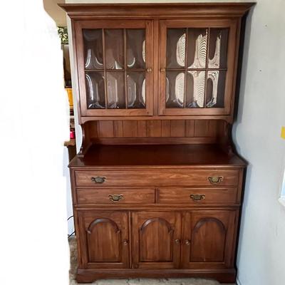 Pennsylvania House Hutch