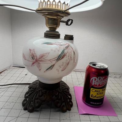 Vintage Floral Glass Electric Oil Lamp