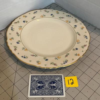 Syracuse ‘Suzanne’ China set