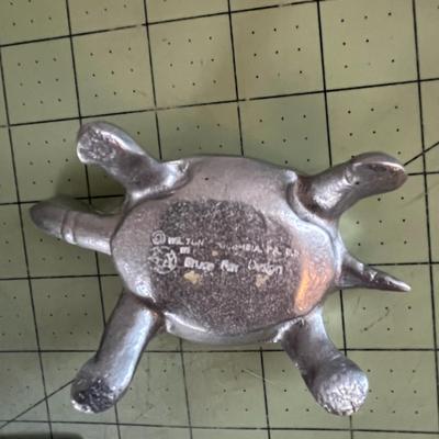 Metal Ocean Turtle Bowl