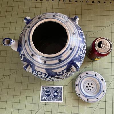 Vintage Chinese Qianlong Teapot