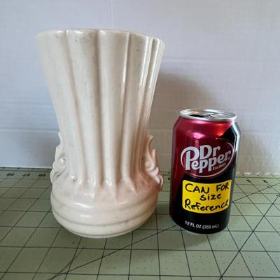 Ivory Fluted ‘McCoy’ Ceramic Vase