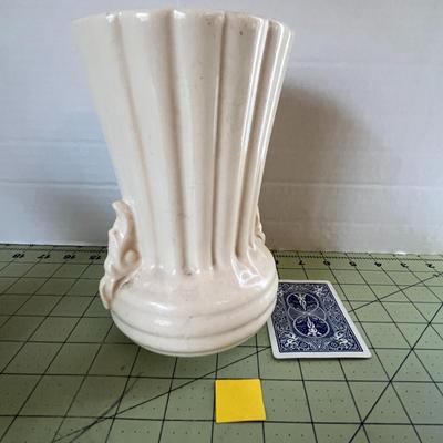Ivory Fluted ‘McCoy’ Ceramic Vase